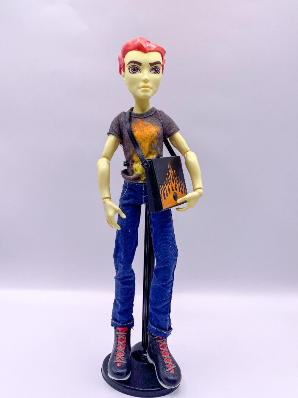 Monster High Heath Burns Doll Home Ick Flame Shirt